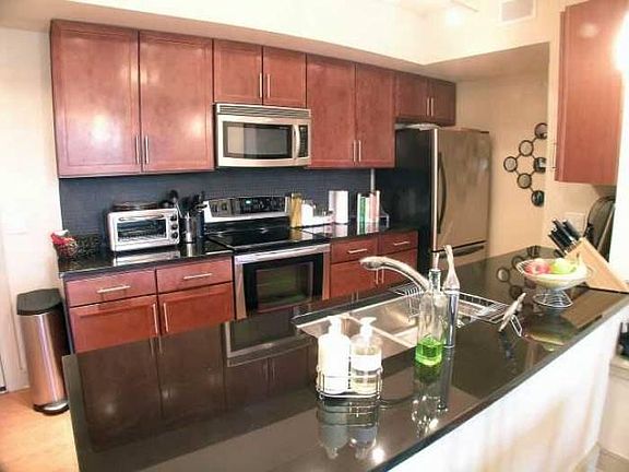 2nd image of 3016 Guadalupe St APT 206