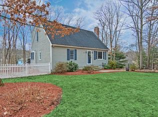 18 Besso St, Franklin, MA 02038