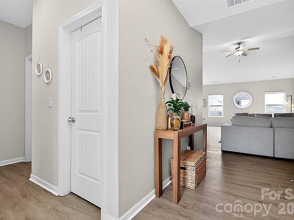 4th image of 1120 Culver Spring Way