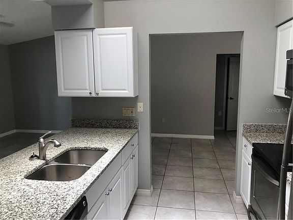 2nd image of 1165 Fleetwood Dr