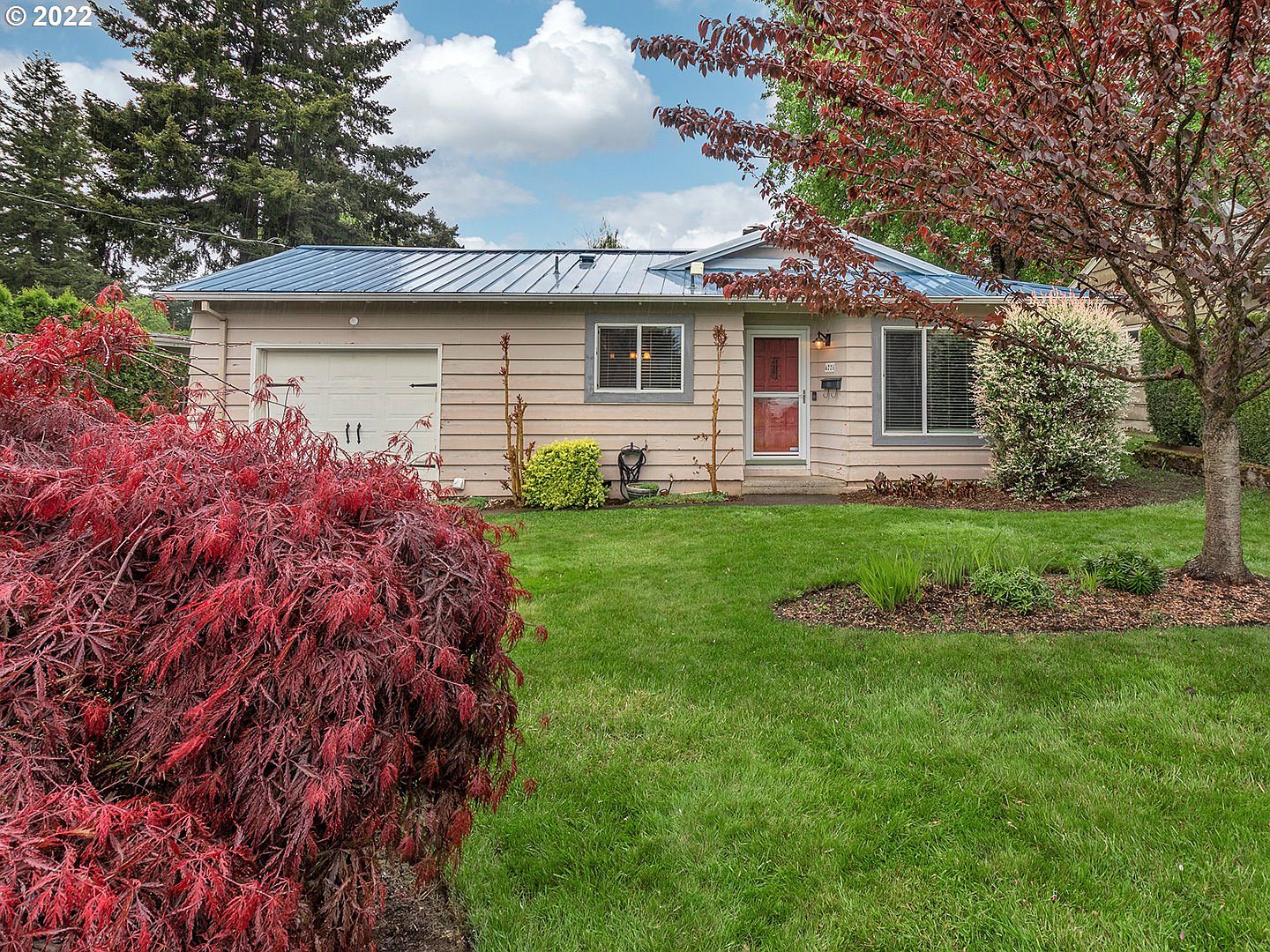 4225 SE Washington St, Milwaukie, OR 97222 | Zillow