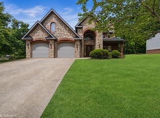 780 E Bryan Ln, Fayetteville, AR 72701
