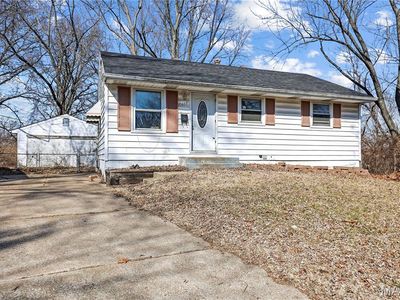 10605 Dunkeld Cir, Saint Louis, MO, 63137