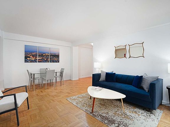 4th image of 45 E End Ave APT 5J