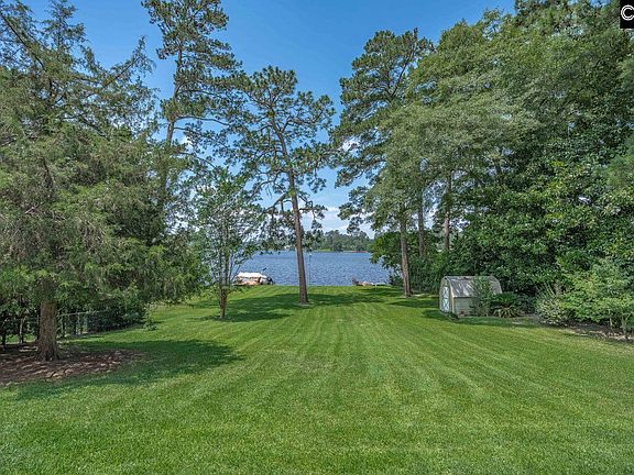 4th image of 5921 Lakeshore Dr