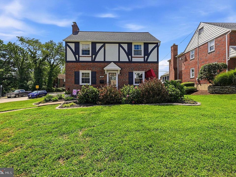 1st image of 808 Stanbridge Rd
