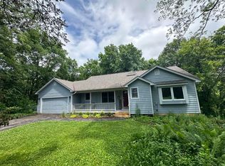 8 E Aspen Ct, Galena, IL 61036