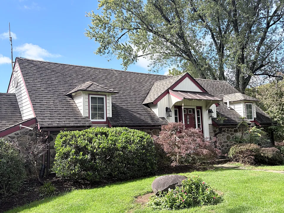 59 Skyline Dr #2
