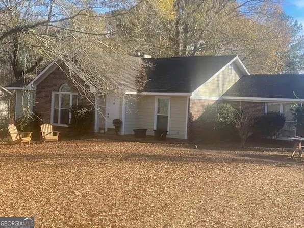 102 Huntcliff Ct, Lagrange, GA 30240