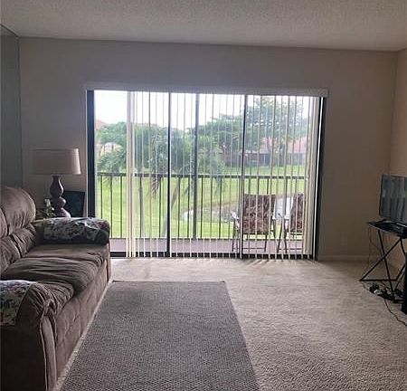 4th image of 811 Sky Pine Way
