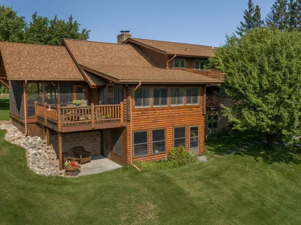 20266 Windhill Dr, Bemidji, MN 56601