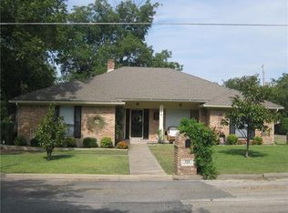 713 Center St, Royse City, TX 75189