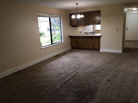 5th image of 10710 SW Garden Park Pl
