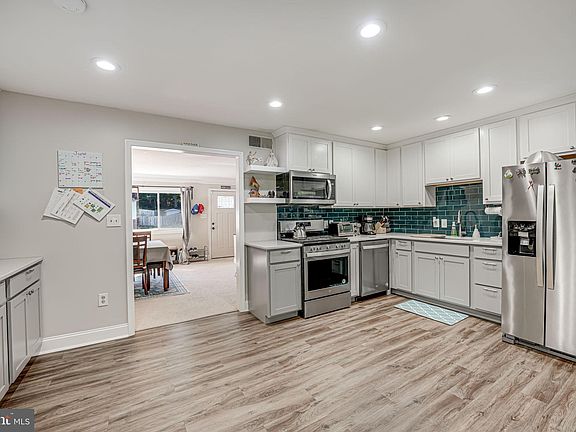 4th image of 14801 Dodson Dr