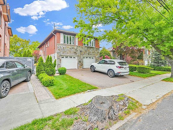 2nd image of 13835 11th Ave