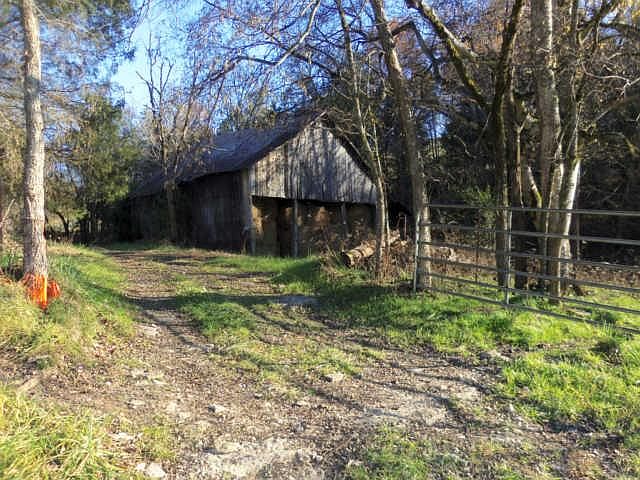2nd image of 0 Edde Bend Rd