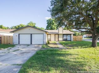 5902 Lake Pines St, San Antonio, TX 78222