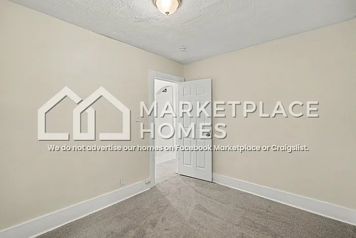 15710 Northlawn St #1 — Photo 17