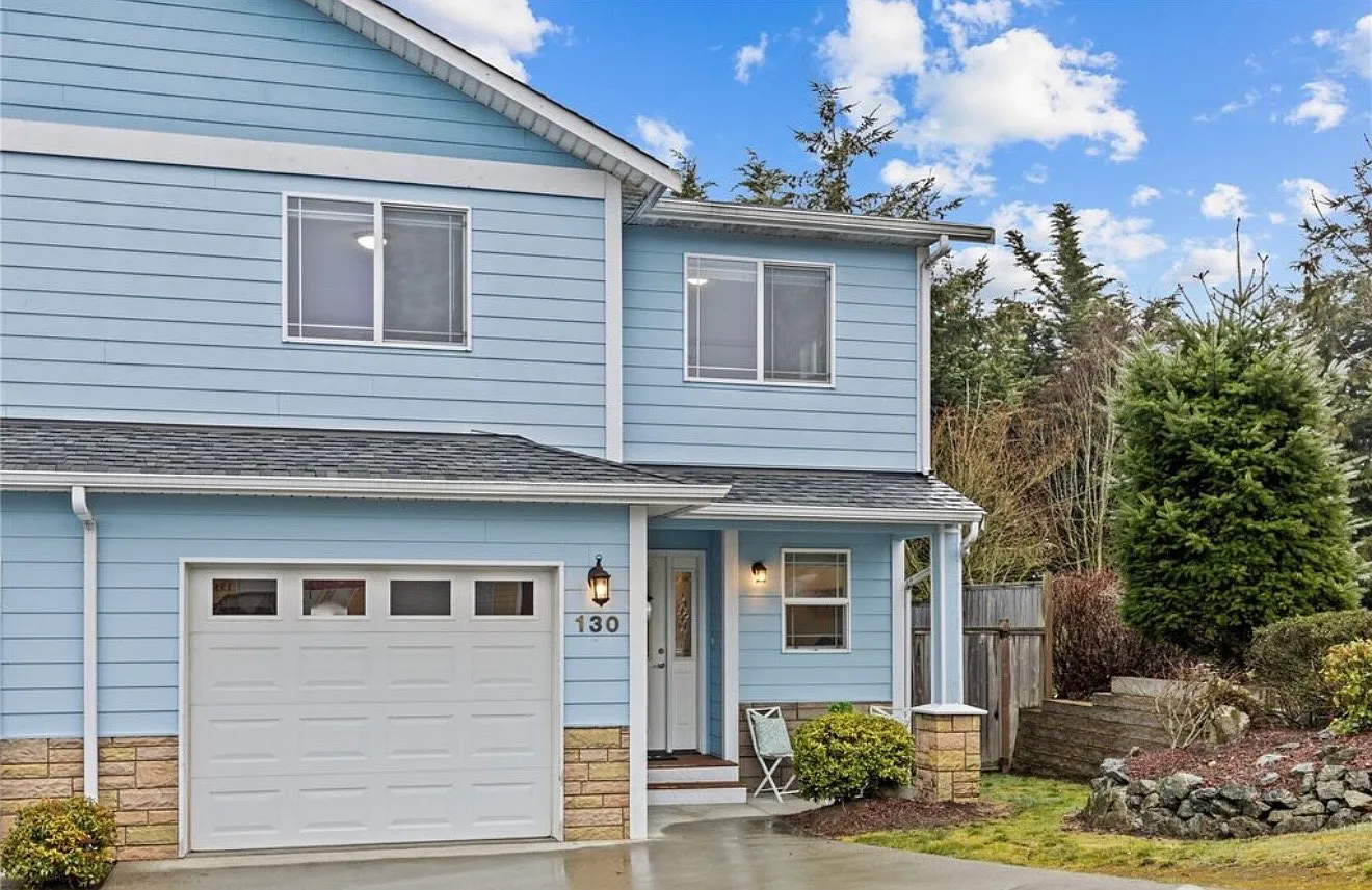 3 bed, 2.5 bath, 1715 sqft, $2,600 — Photo 4