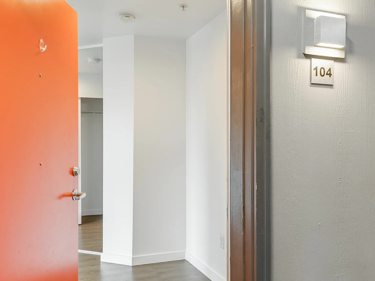 1 bed, 575 sqft, $1,700 — Photo 1