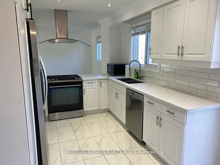 70 Beswick Dr — Photo 6