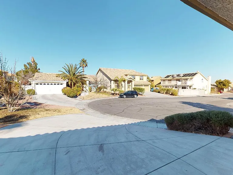 8805 Claystone Ct — Photo 57