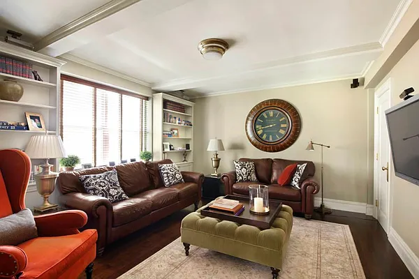 Sold by Town Residential | media 16