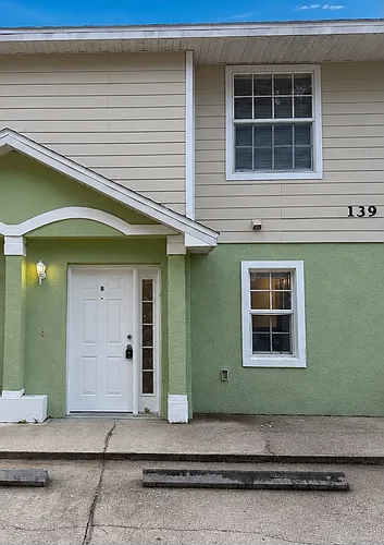 139 Jones Ln #B Photo 1