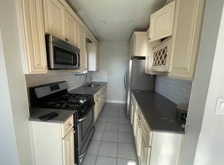 2264 47th St #3FL, Astoria, NY 11105