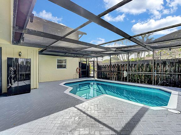 4th image of 4267 S Landar Drive