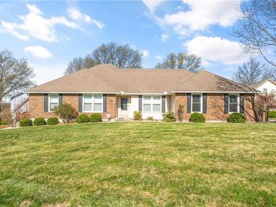 2257 SW Wall St, Blue Springs, MO, 64015