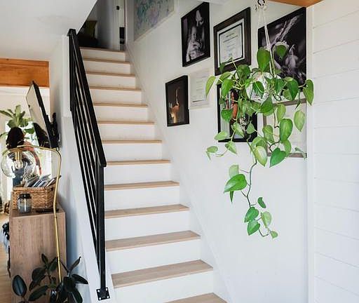 3rd image of 70 Sartori Ave