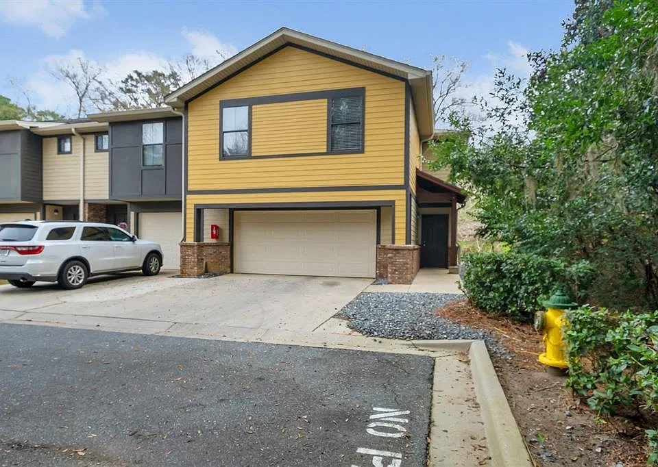 2322 Timber Oaks Ln
