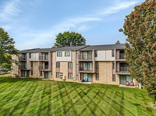 Fairmont Park Apartments Photo 1