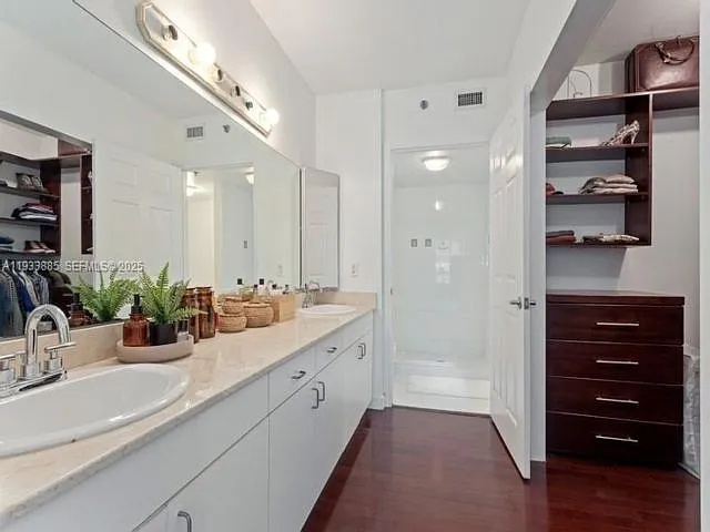 8888 Collins Ave #115 — Photo 7