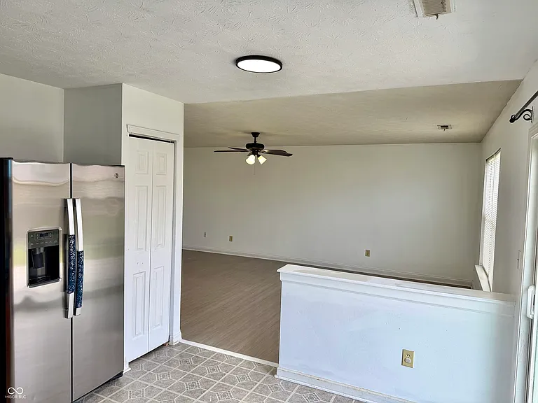 652 Loon Ln — Photo 9