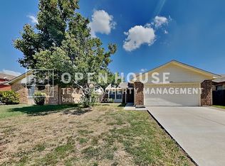 4653 Bracken Dr, Fort Worth, TX 76137