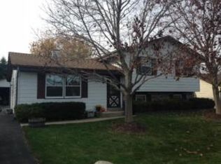 8515 S 15th Ave, Oak Creek, WI 53154
