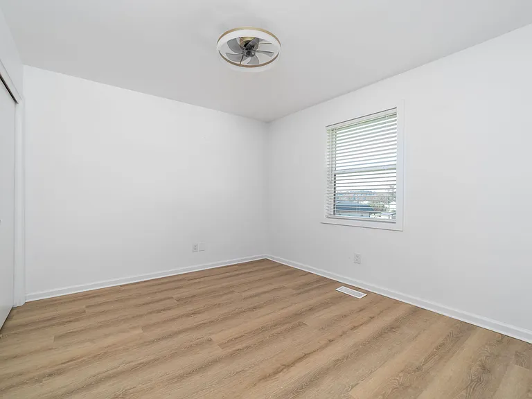 109 Delmont Ct #B1 — Photo 9
