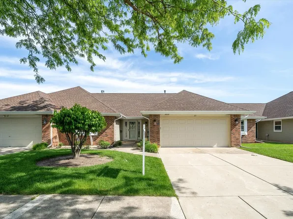 43 Fallcreek Cir #43, Montgomery, IL 60538