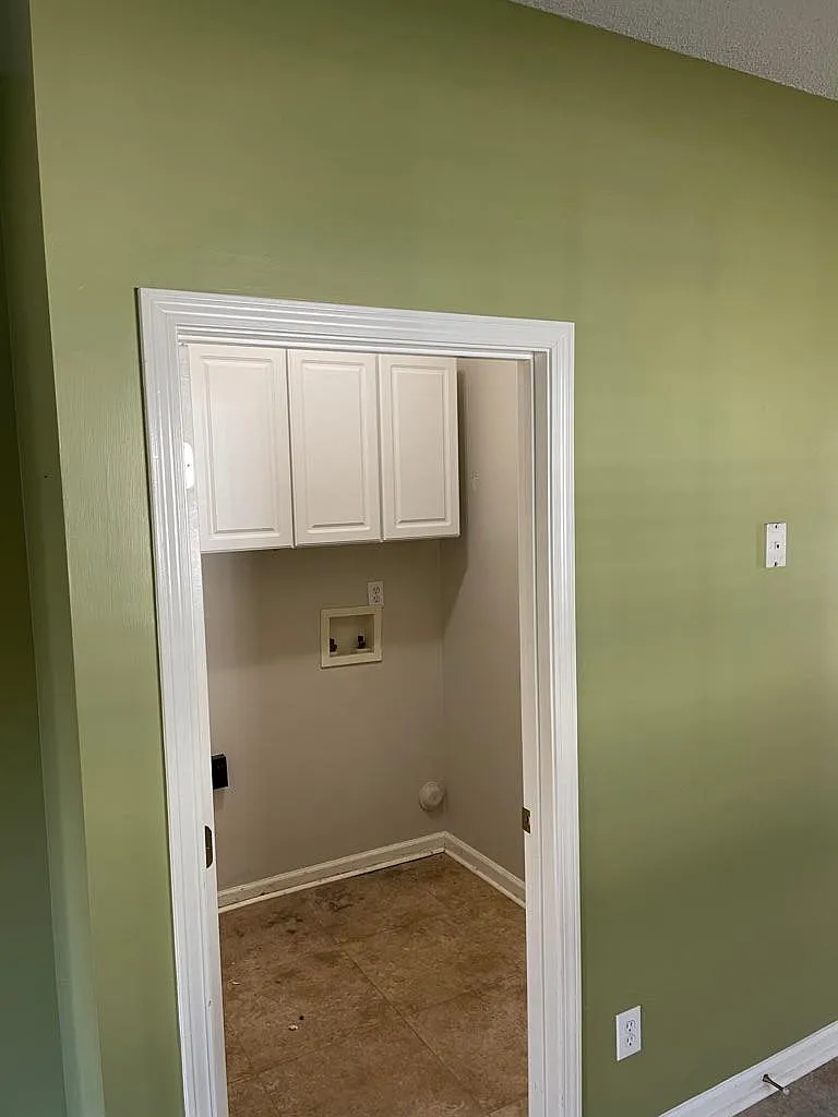 3 bed, 1107 sqft, $1,300 — Photo 4