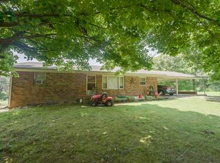 209 Emma Cook Rd, Scottsville, KY 42164