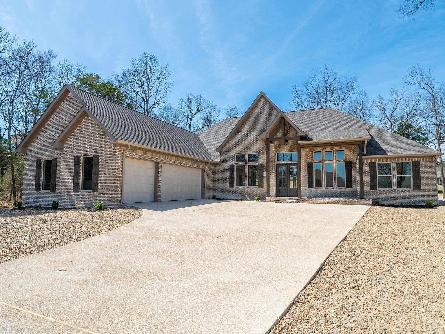 7 Linares Ln