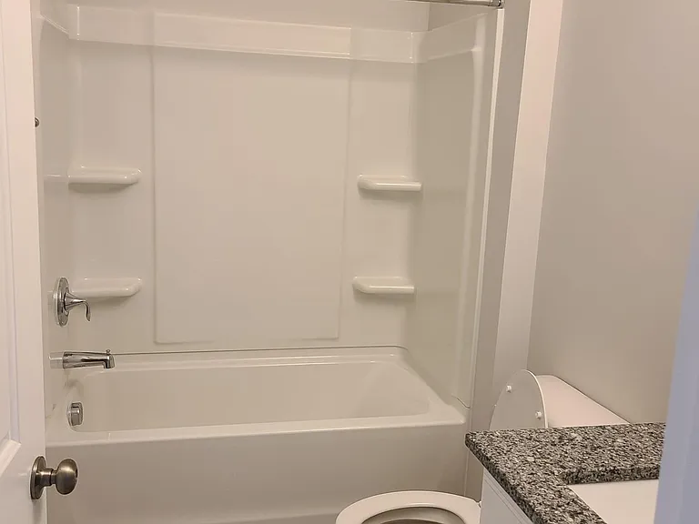 1080 Manorhaven Dr — Photo 14