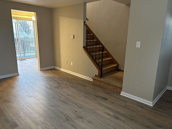 3rd image of 7801 Lloyd Ave APT 101