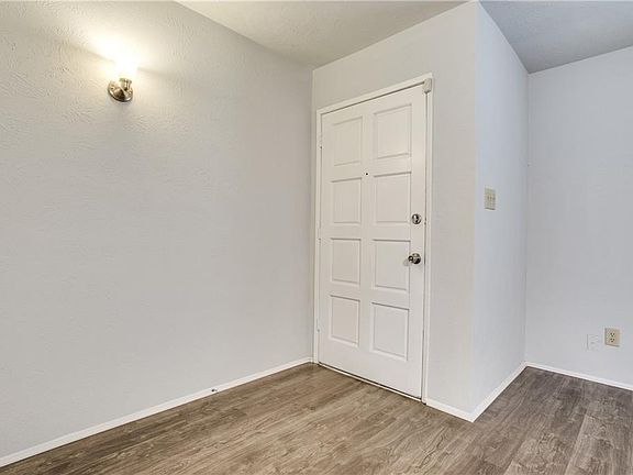 5th image of 6909 Sunflower Cir N