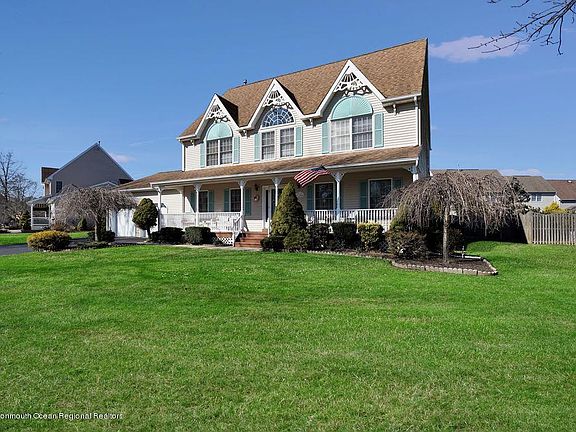 3rd image of 1144 Aster Dr