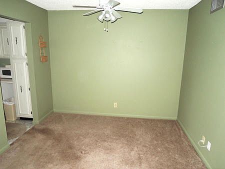 4th image of 421 Sandpiper Dr APT C