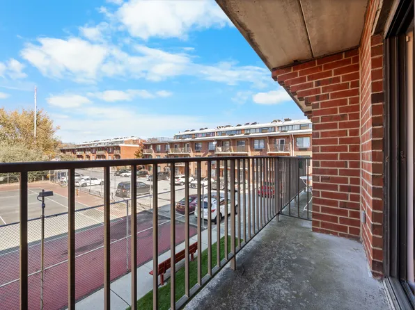 108-15 Sea View Avenue image 10 of 18