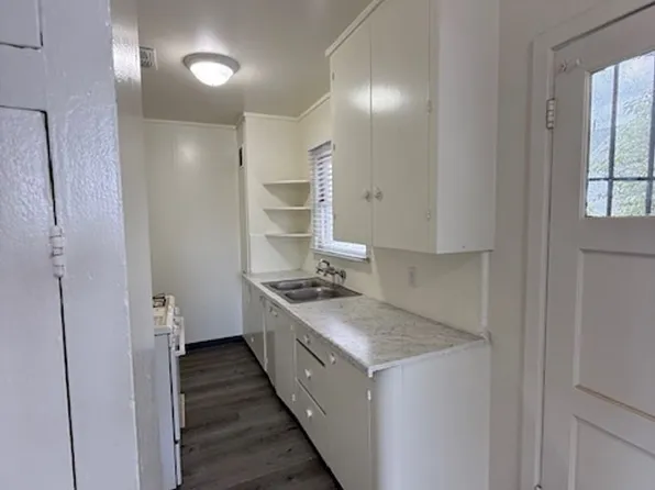 712 E Santa Barbara St, Santa Paula, CA 93060